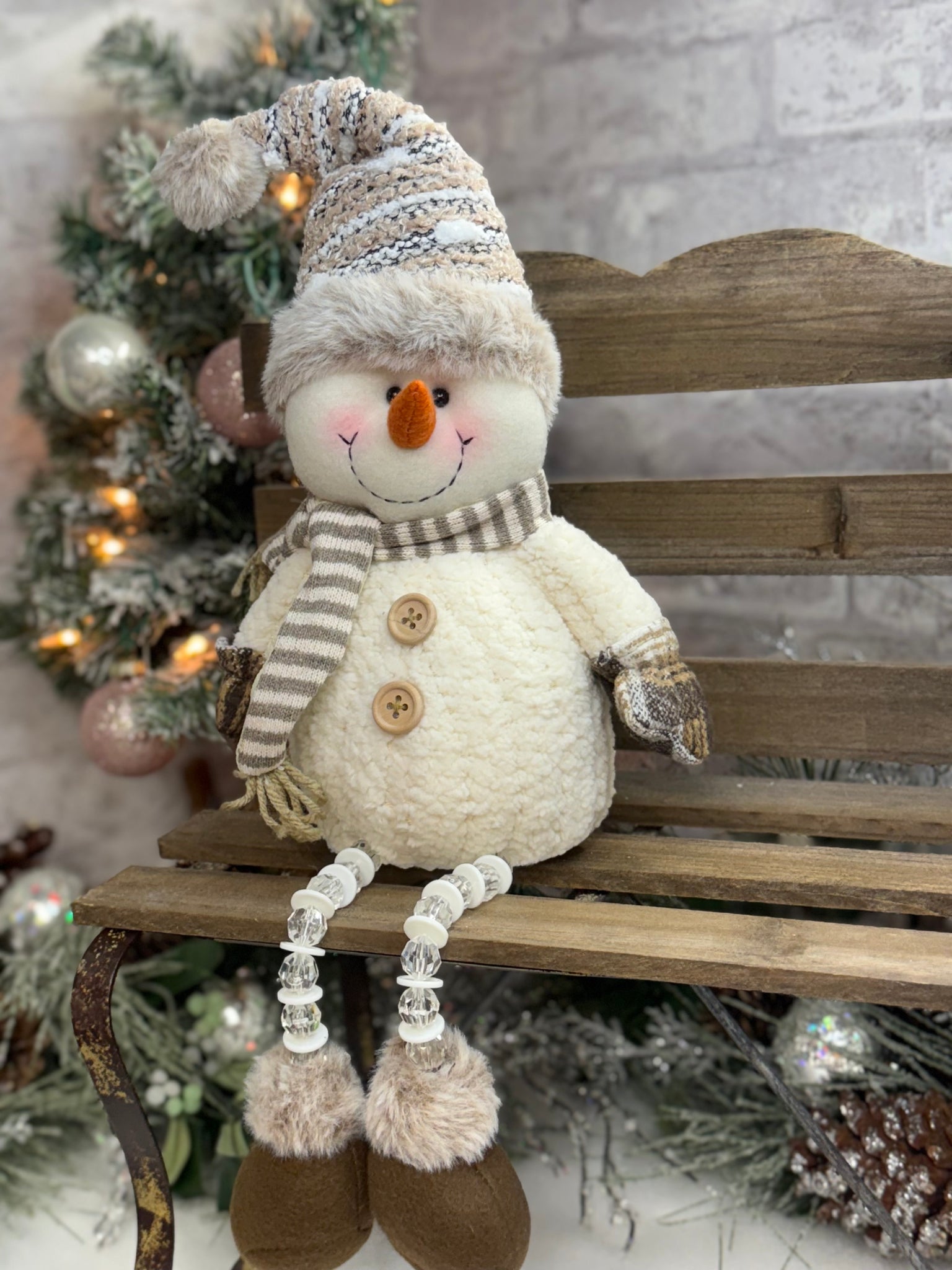 Adorable Snowman with Dangle Legs